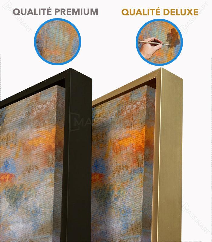Decoración salón — cuadro abstracto mar y vela sobre pared beige claro, Massinart