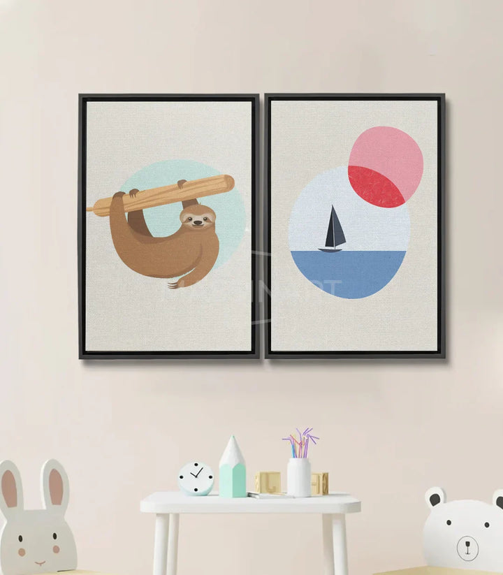 Cuadro Lazy Koala díptico — koala con catalejo, velero azul y sol rosa, estilo minimalista Massinart
