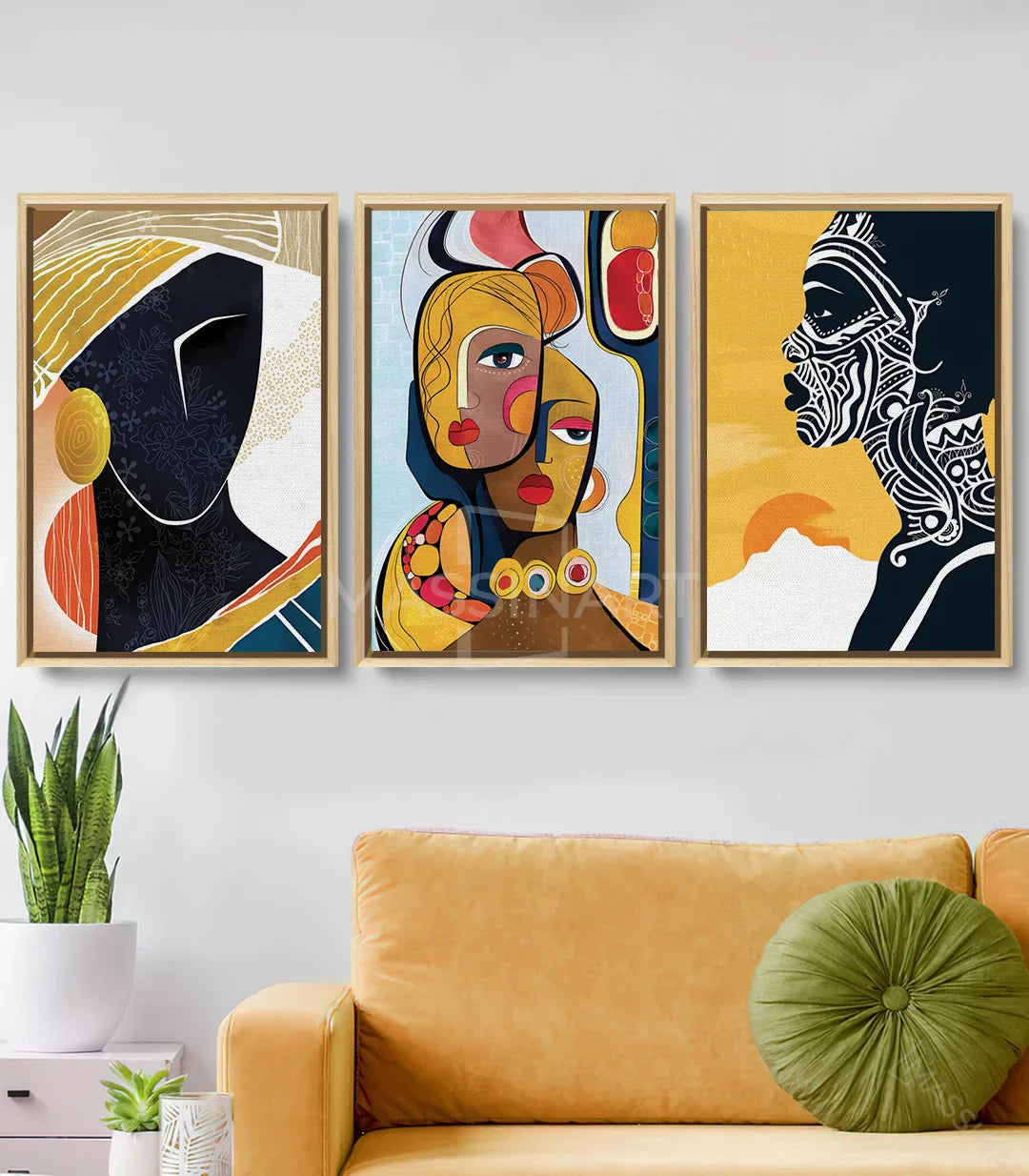 Cuadro African Soul panel derecho — rostro abstracto en blanco y negro sobre fondo amarillo con motivos étnicos