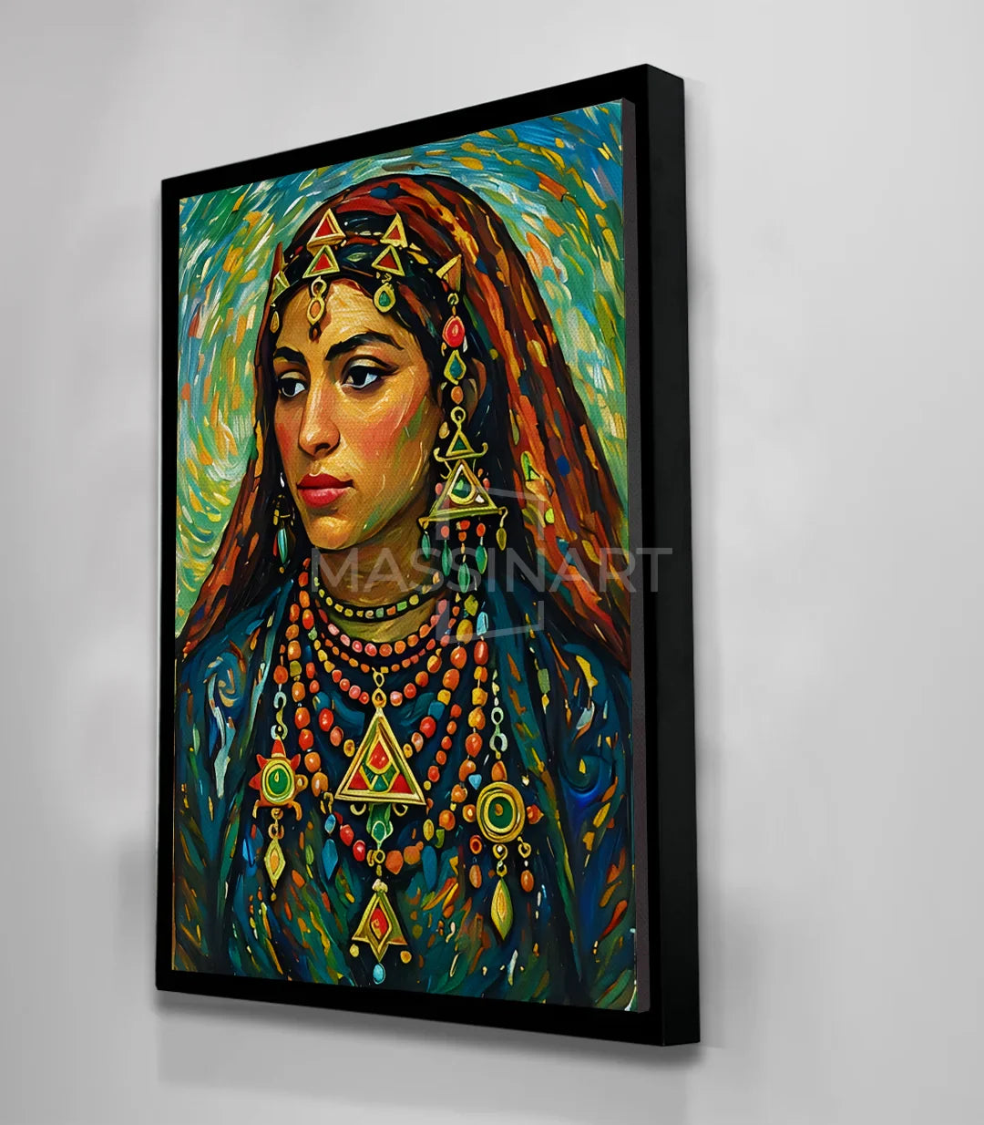 Vista completa cuadro Sousia retrato vertical enmarcado dorado decoración Massinart