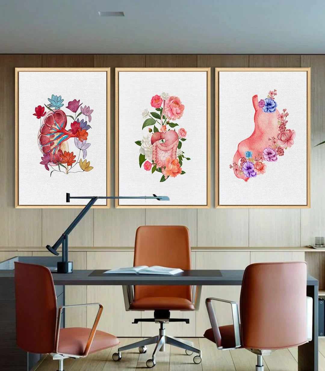 Cuadro anatómico floral Blooming Organs colgado en pared blanca Massinart