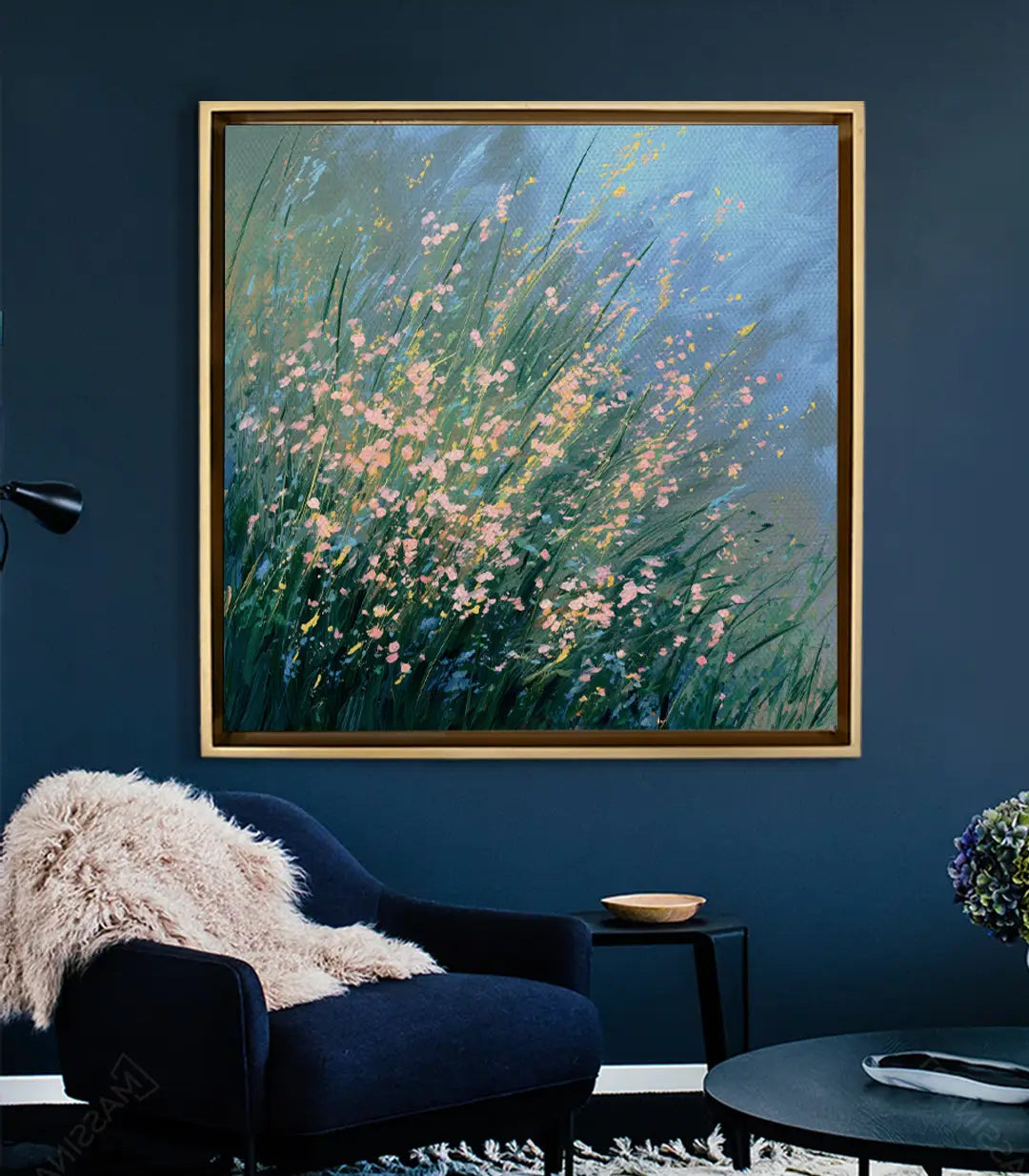 Cuadro flores decorativo en salón moderno — ambientación Massinart