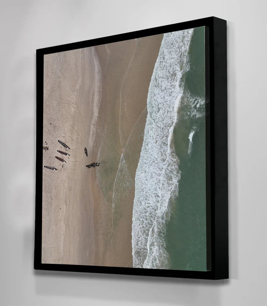 Cuadro Coastal Serenity en dormitorio decoración serena Massinart