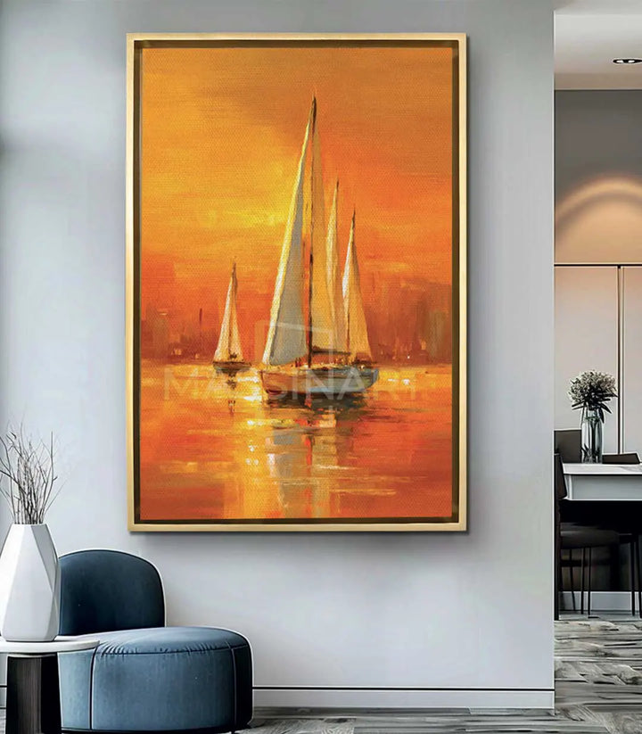Cuadro Golden Sail Massinart en salón moderno — decoración mural con paisaje marino de veleros sobre sofá