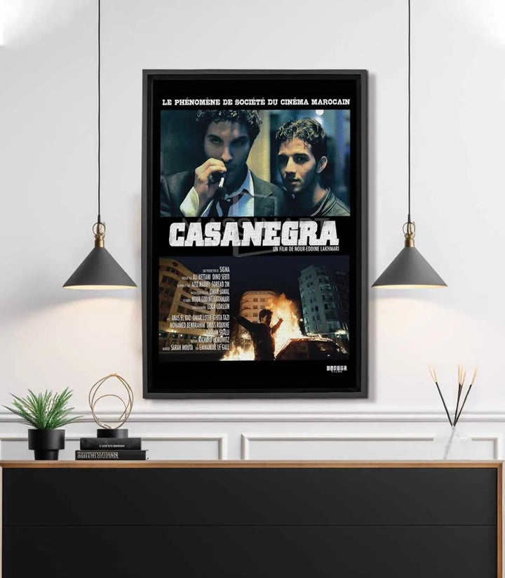 Cuadro cartel Casanegra — retrato de actores con letras blancas sobre fondo negro, estilo cine noir