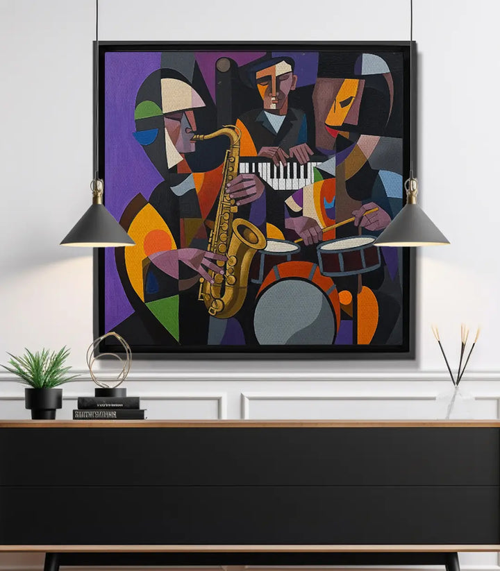 Cuadro Cubist Groove — tres músicos estilizados al saxofón, piano y batería, colores vivos naranja azul amarillo sobre fondo negro, arte abstracto cubista Massinart