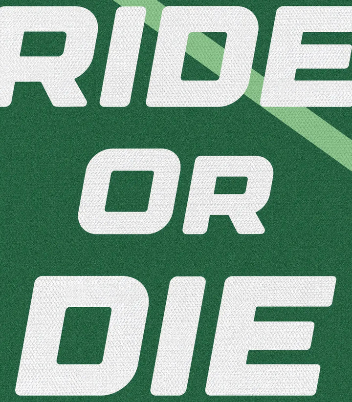 Detalle panel derecho — tipografía pop-art Ride or Die, cuadro decorativo moderno Massinart