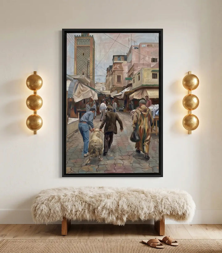 Cuadro realista de calle marroquí animada con minarete, paleta ocre y siena, estilo orientalista, lienzo canvas
