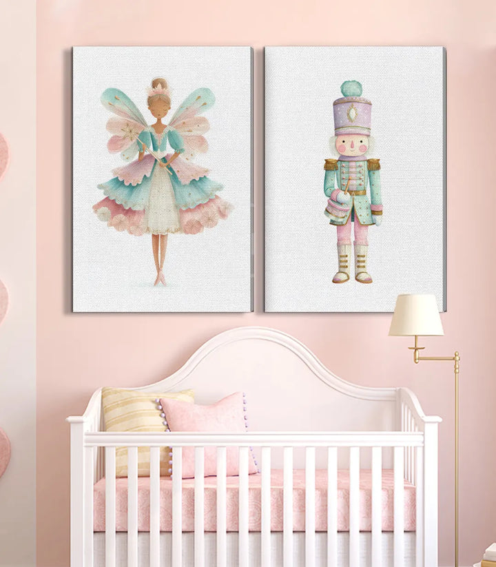 Cuadro Fairy Guard díptico decorando una habitación de bebé sobre la cuna, Massinart