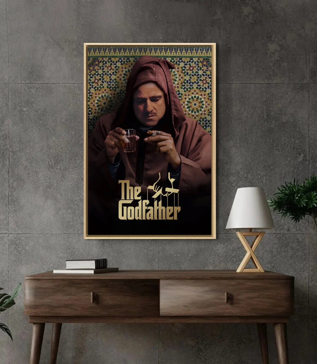 Decoración de despacho con cuadro retrato cinematográfico en tonos negro y dorado — Massinart