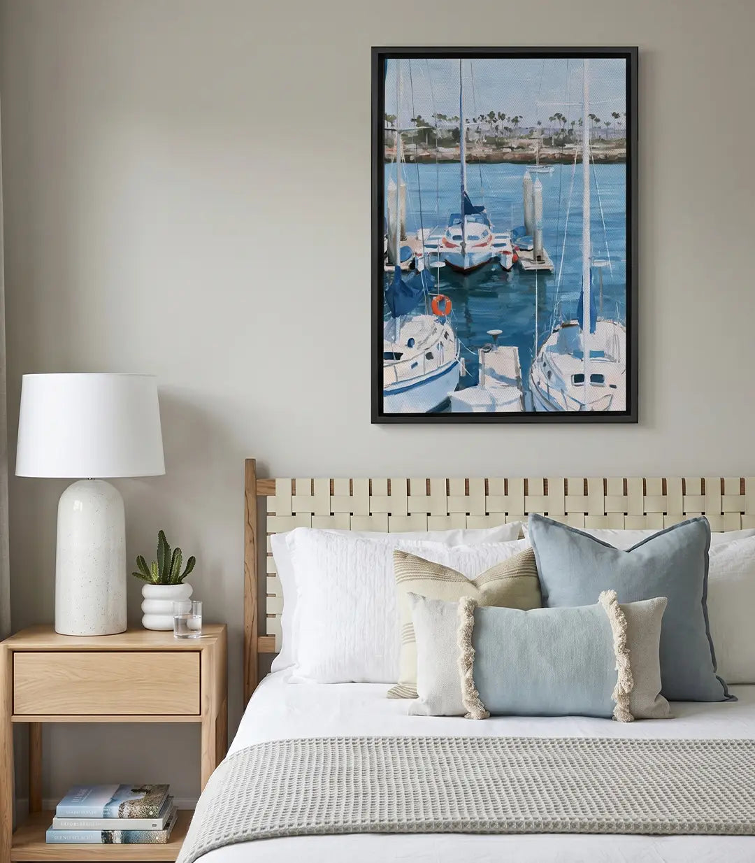 Detalle de la textura canvas del cuadro Quiet Marina con tonos azul cerúleo y luz suave