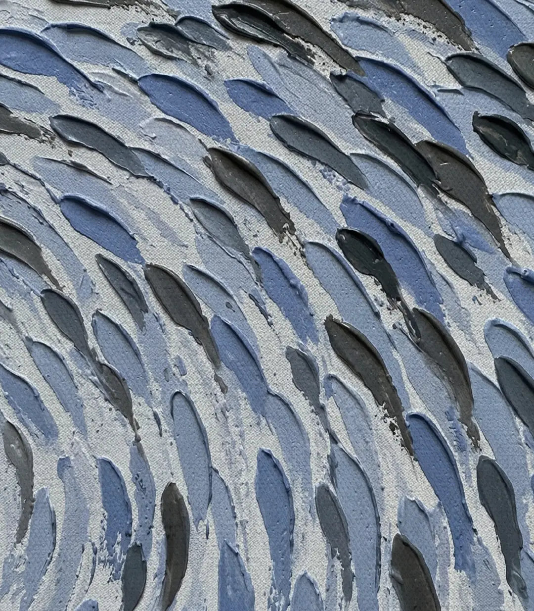 Detalle de textura dinámica del cuadro abstracto Fish Wave — movimiento fluido, Massinart