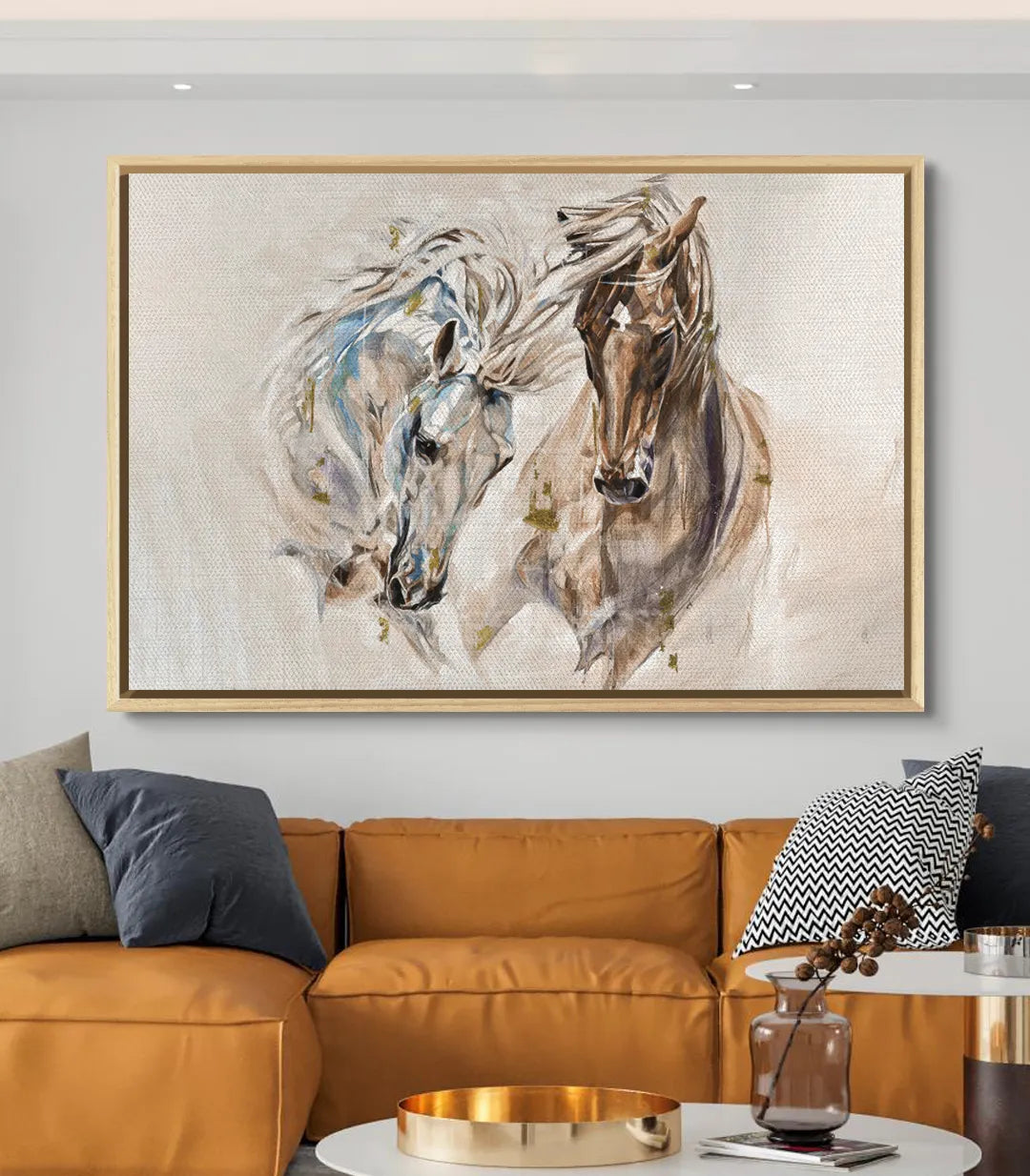 Decoración salón — cuadro caballos emotivos con marco negro en formato horizontal