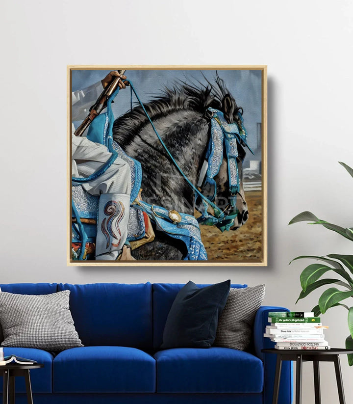Decoración de salón contemporáneo con cuadro Heritage Ride de caballo marroquí en marco negro Massinart