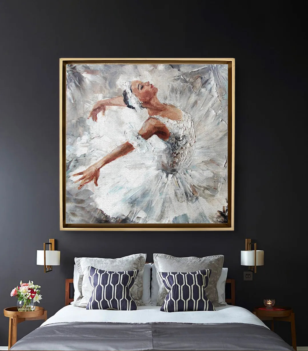 Cuadro Ballerina Dance en salón moderno — lienzo decorativo sobre la cama en dormitorio elegante, Massinart