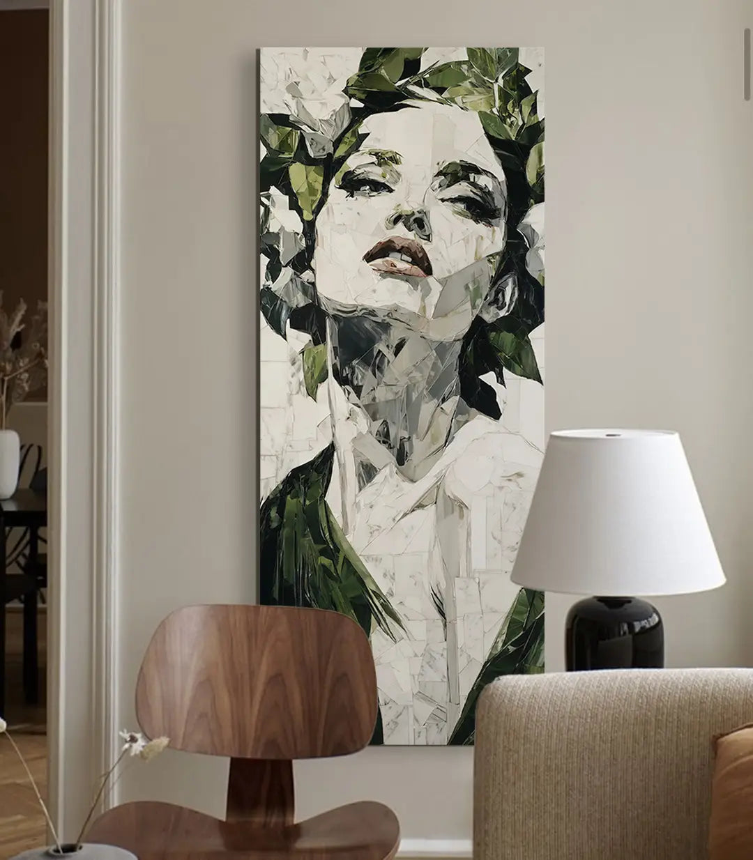 Cuadro Facets of Her de Massinart — ambientación en salón moderno, decoración de pared