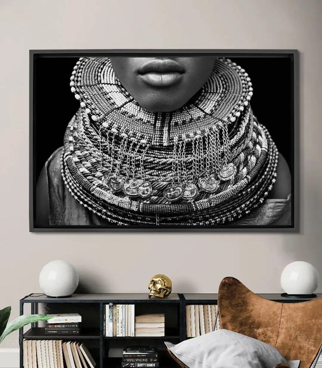 Cuadro Beaded Grace retrato mujer blanco y negro Massinart