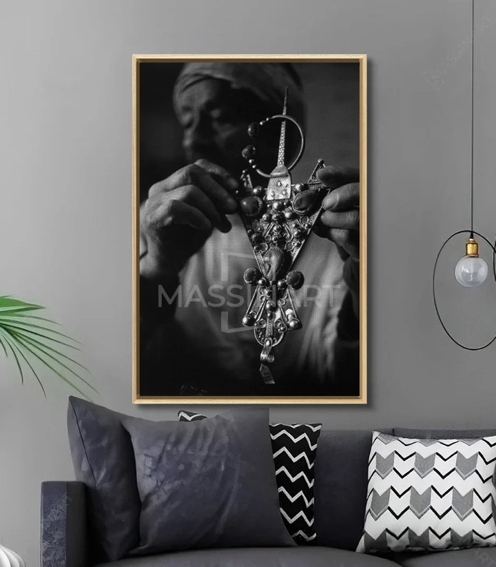 Cuadro Berber Mark en salón moderno — decoración mural con fotografía bereber en blanco y negro, Massinart