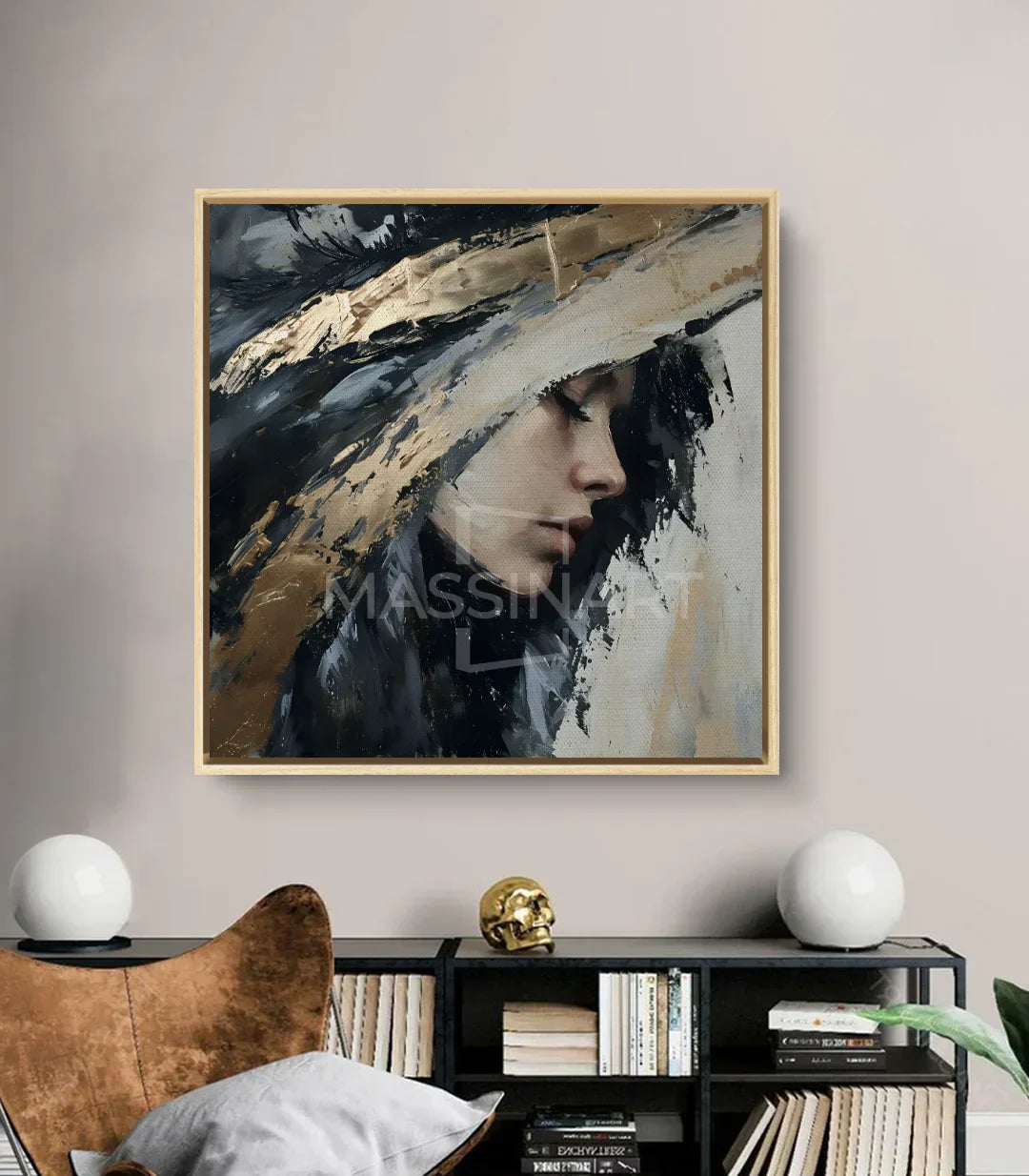 Cuadro Insight decorando un dormitorio, retrato femenino artístico en blanco, negro y dorado, Massinart