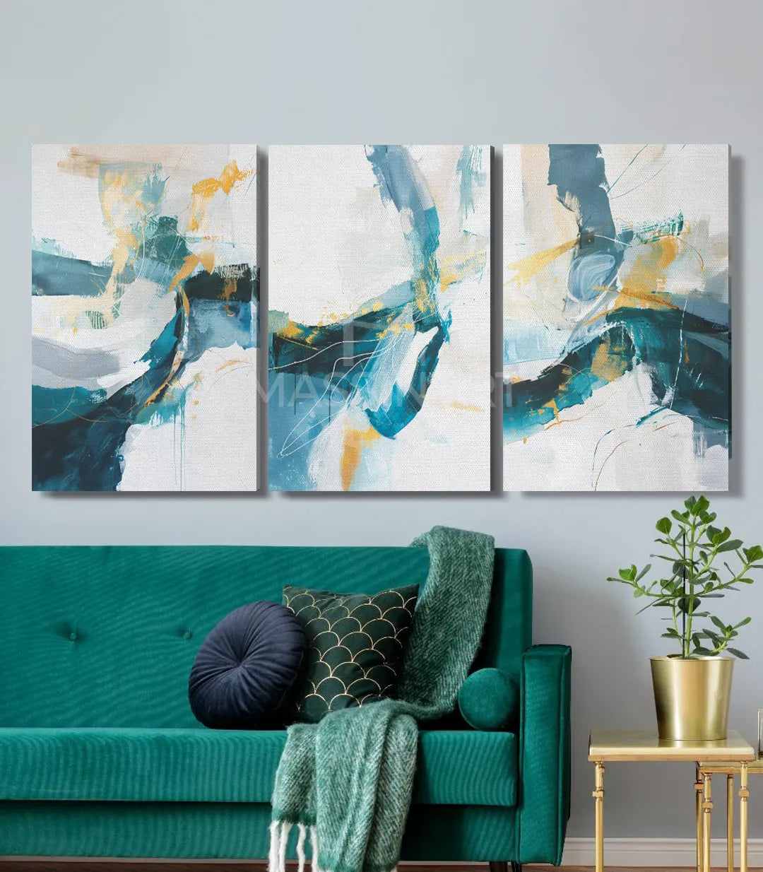 Tríptico River Flow Massinart — ambientación en salón moderno con sofá verde