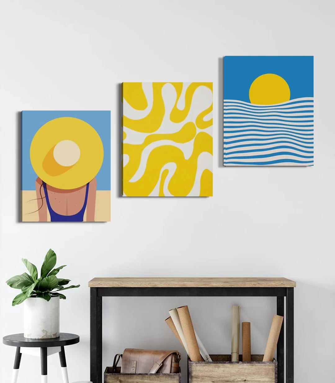 Cuadro abstracto mujer con sombrero sobre fondo azul y beige estilo minimalista Massinart