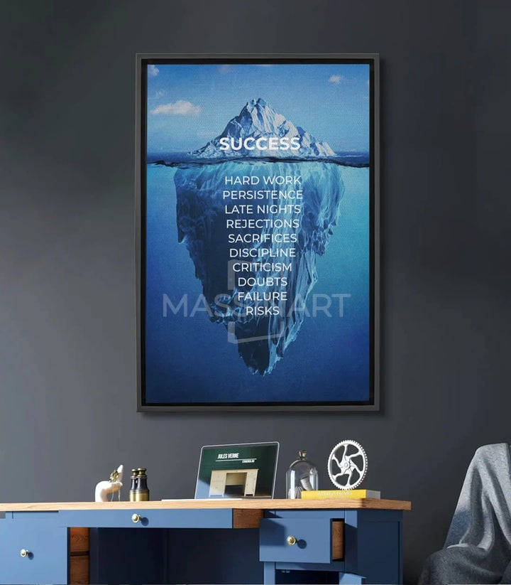 Cuadro Deep Success Massinart — iceberg azul con cita motivacional sobre fondo océano índigo