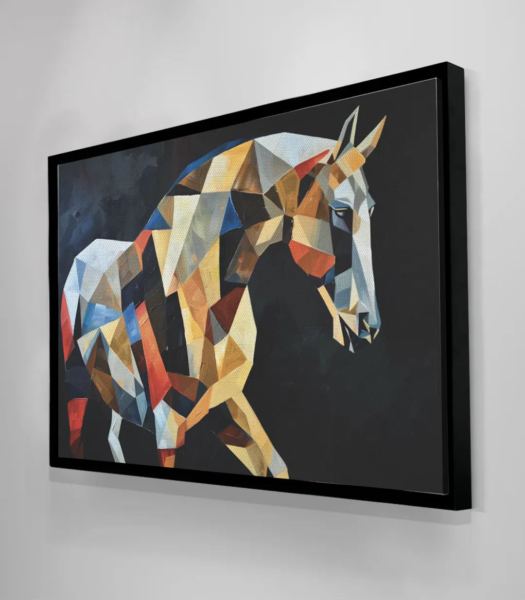 Simulación de decoración en salón con cuadro geométrico de caballo, Massinart