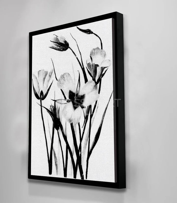 Cuadro Dark Petals en ambientación de salón gris moderno, Massinart