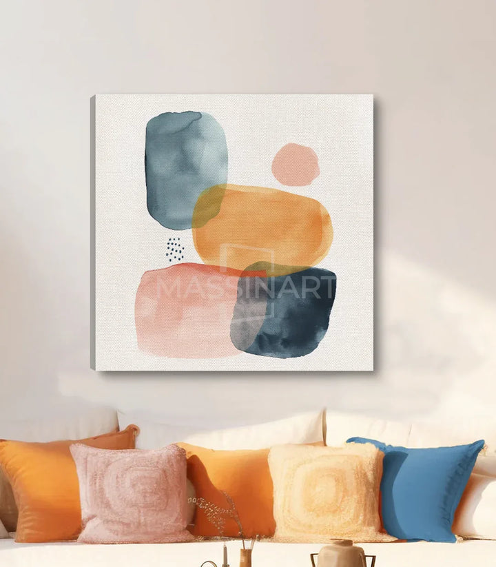 Cuadro Centered tonos suaves armonía de colores junto a sofá de diseño Massinart