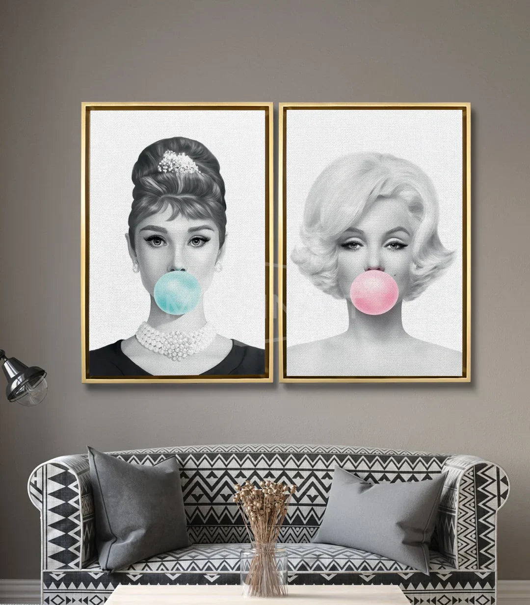 Cuadro retrato Marilyn con burbuja de chicle rosa negro y blanco estilo pop-art Massinart