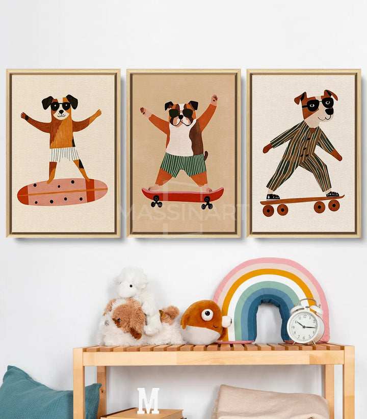 Cuadro Puppy Skaters tríptico — cachorro marrón con camiseta de rayas en monopatín, arte infantil Massinart