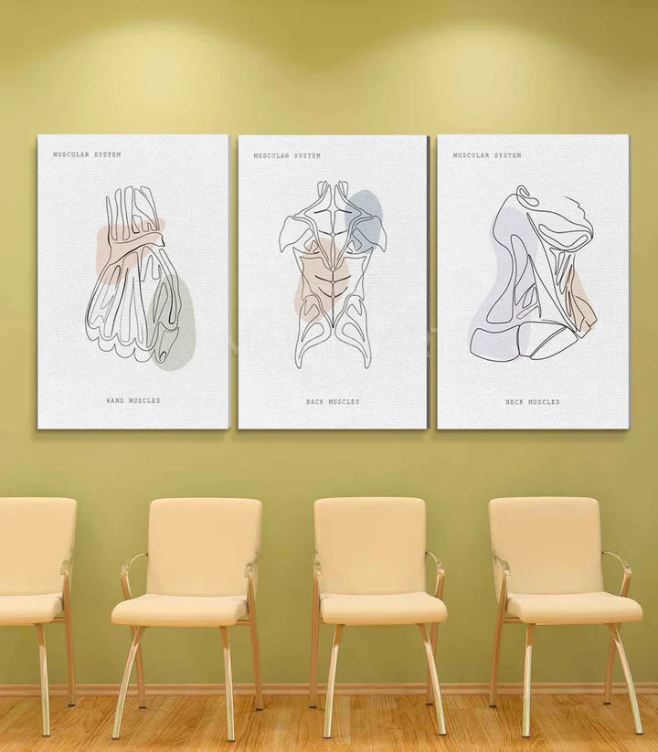 Tríptico Muscle Flow en salón moderno con pared amarilla decoración contemporánea Massinart