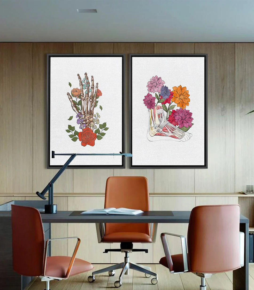 Cuadro mano esqueleto con flores rojas y rosas de colores — Floral Bones Massinart