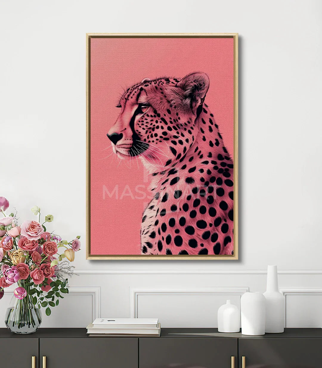 Cuadro Rosy Majesty decorando un pasillo contemporáneo