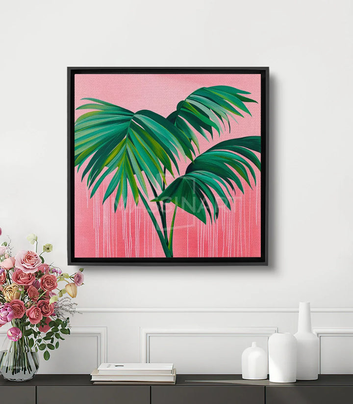 Cuadro Soft Fronds Massinart — hojas tropicales verdes sobre fondo rosa empolvado