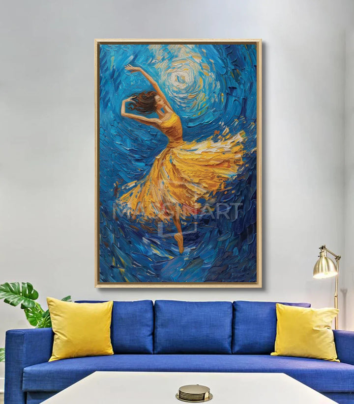 Decoración interior contemporánea con lienzo de mujer en movimiento — Massinart