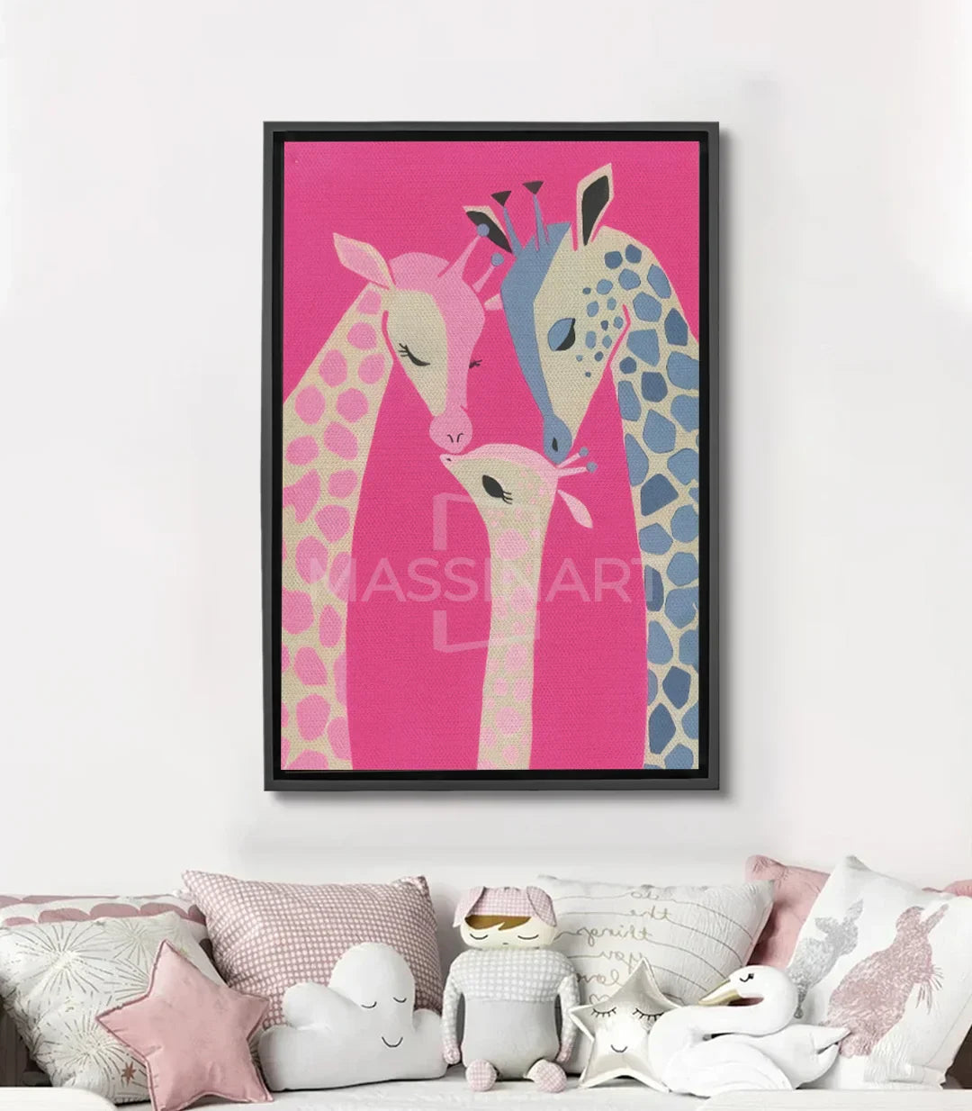 Cuadro Little Giraffe Massinart — tres jirafas en rosa, beige y azul sobre fondo fucsia