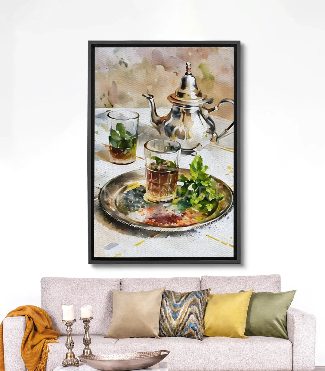 Cuadro Moroccan Tea fotografía artística — tetera marroquí, vasos de té con menta y bandeja dorada sobre fondo beige, Massinart