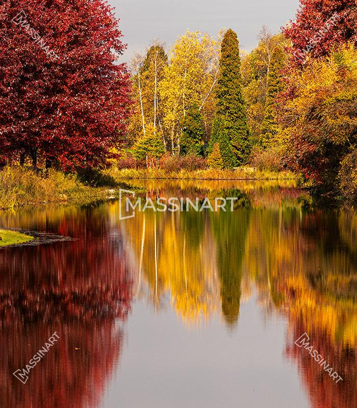 Cuadro Autumn Trees de Massinart — decoración mural con paisaje escandinavo en colores cálidos de otoño