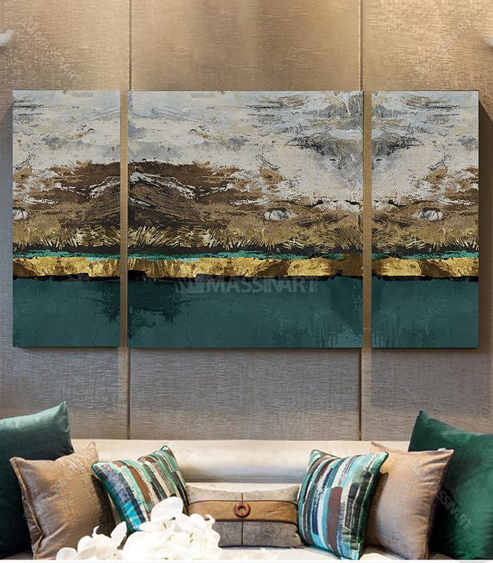Cuadro Golden Line Green Abstract de Massinart — lienzo abstracto horizontal con horizonte dorado, tonos verdes y beige, estilo paisaje minimalista