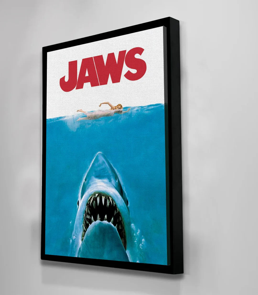 Primer plano tiburón amenazante cuadro Jaws Massinart