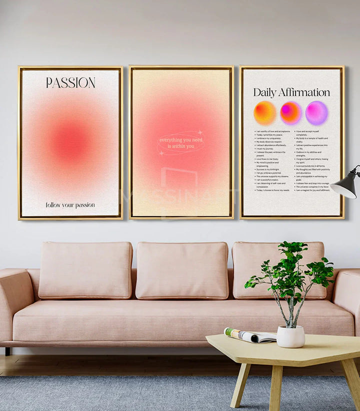 Cuadro de afirmaciones positivas — ambientación en salón moderno en tonos beige, Massinart