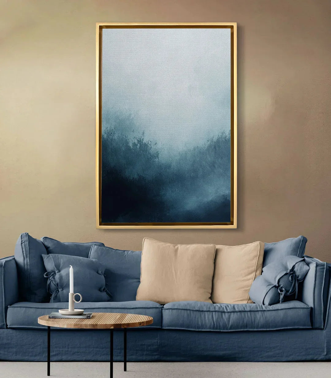 Cuadro abstracto azul brumoso en salón moderno Massinart