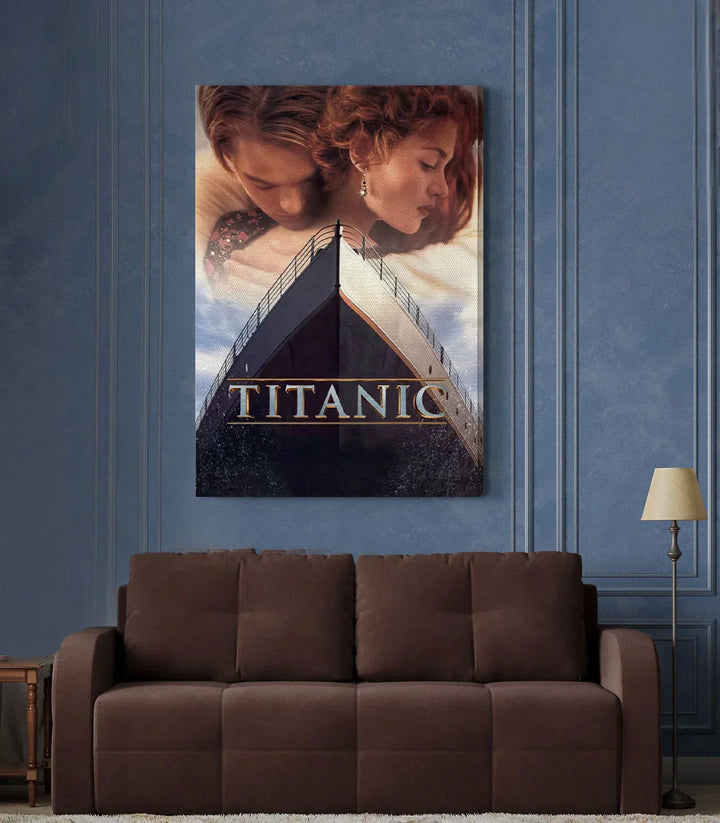 Cuadro cartel Titanic en decoración de salón — Massinart