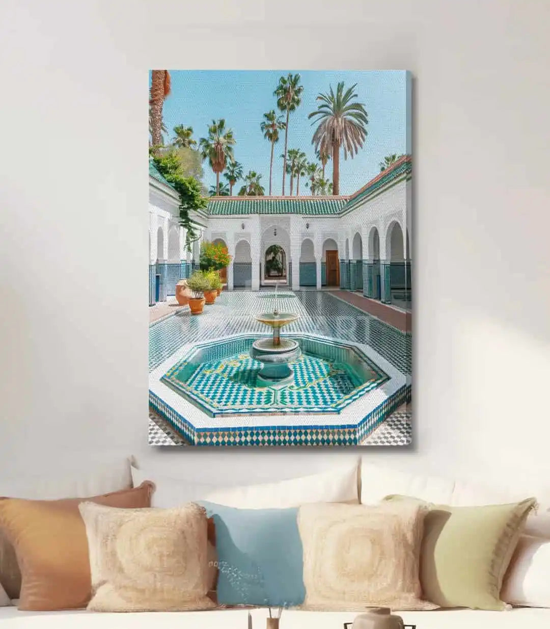 Cuadro Palacio Bahía en salón contemporáneo de estilo oriental | Massinart
