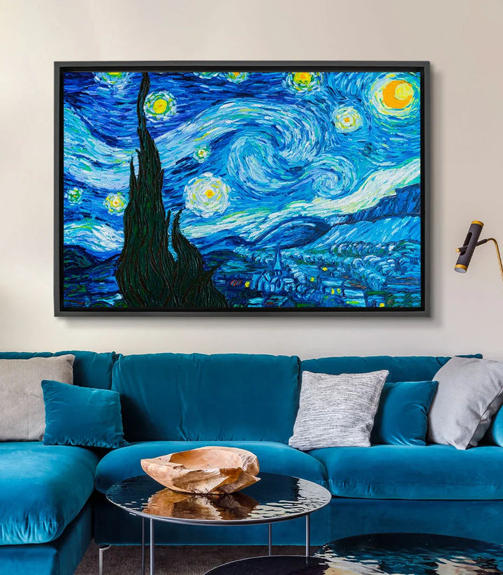 Cuadro La Noche Estrellada en salón moderno - decoración mural artística Massinart