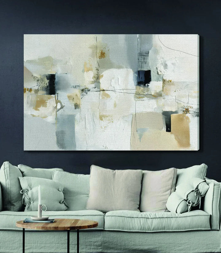 Decoración de salón con cuadro Neutral Drift sobre pared gris azulada, estilo minimalista contemporáneo — Massinart