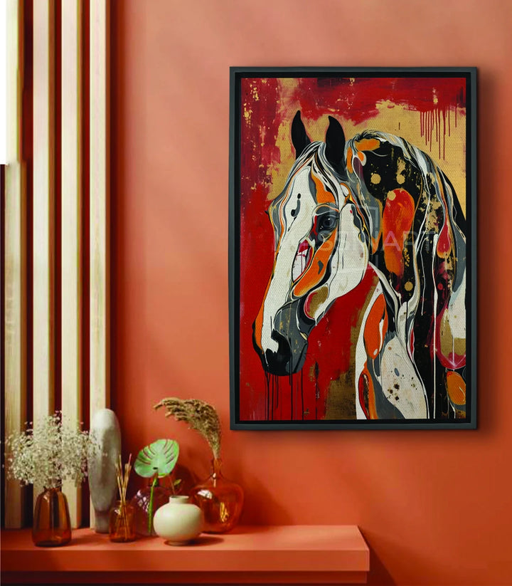 Cuadro Radiant Soul caballo expresionista tonos naranja dorado y negro sobre fondo rojo Massinart