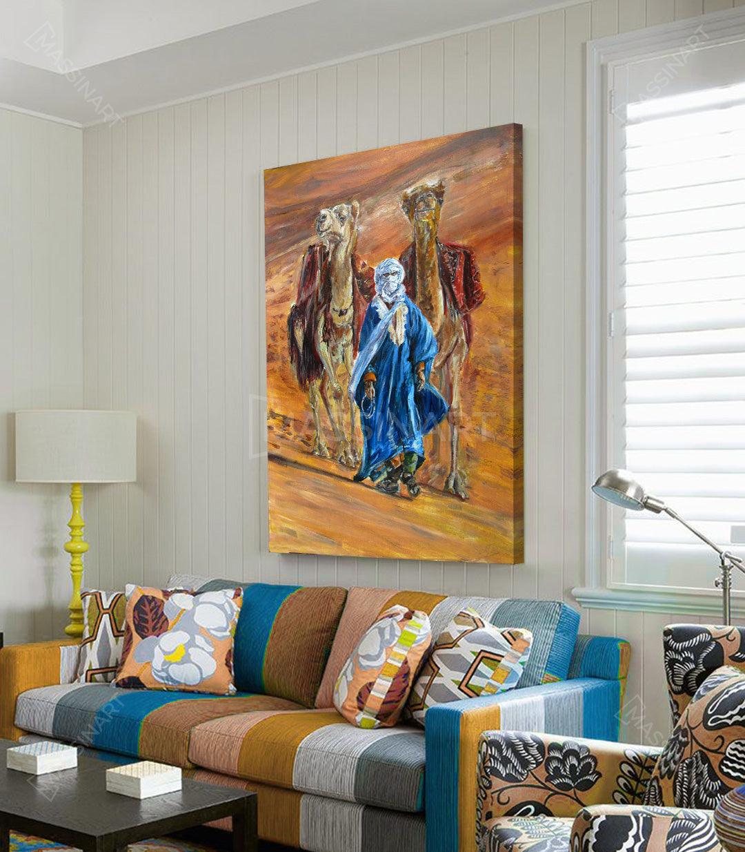 Cuadro Touareg into Desert — mujer tuareg sobre fondo desértico en naranja y azul índigo, estilo expresionista, Massinart